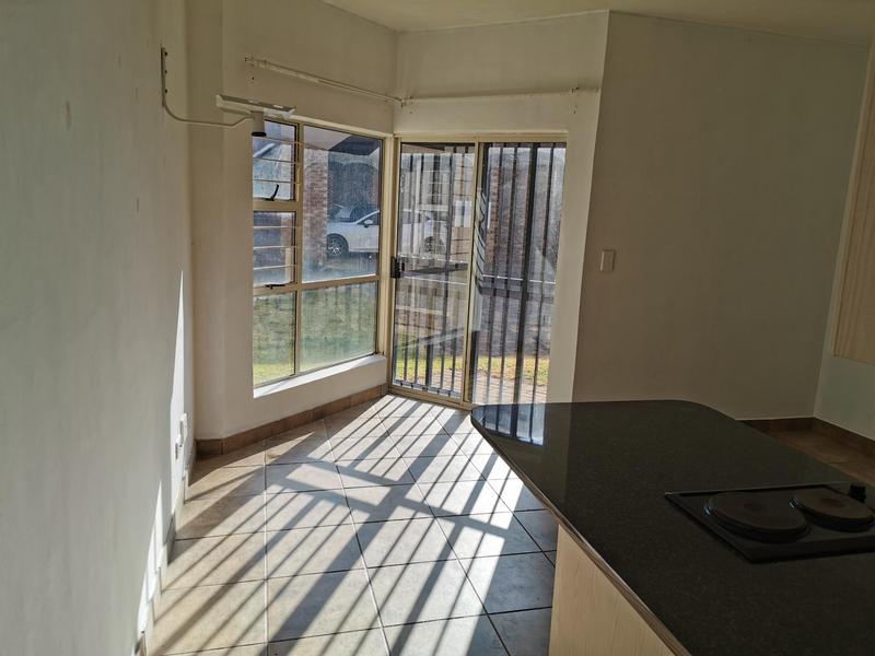 To Let 1 Bedroom Property for Rent in Dassie Rand North West